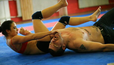 Stunning women Kerry and Mira Cuckold licking pink pussies during hot lesbian sex 